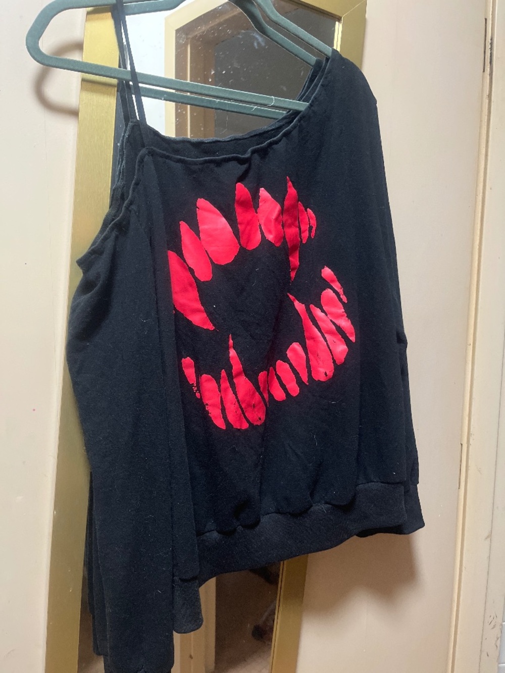 Slanted shoulder long sleeve vampire goth style shirt